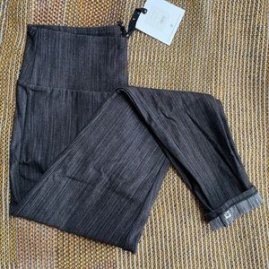 Women’s jeggings- black